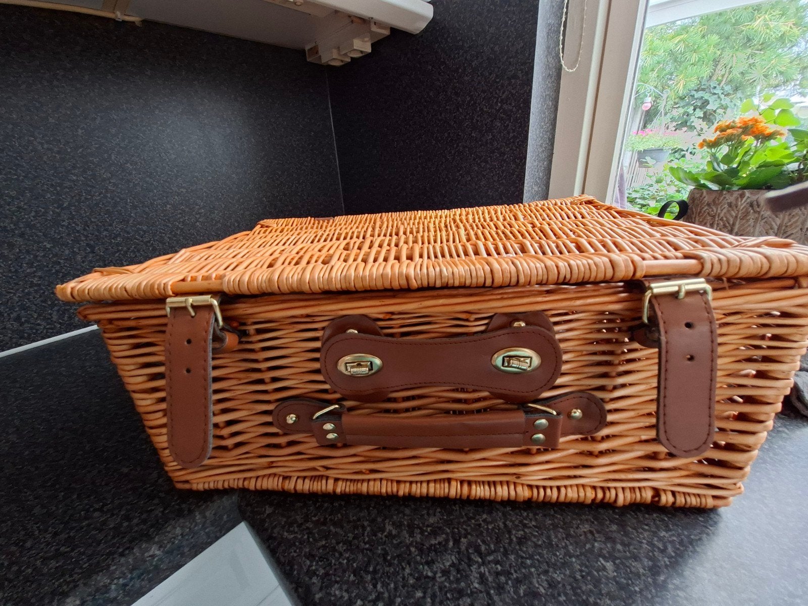 Nieuwe picknickmand met servies voor 4 personen, Ophalen of Verzenden, Nieuw