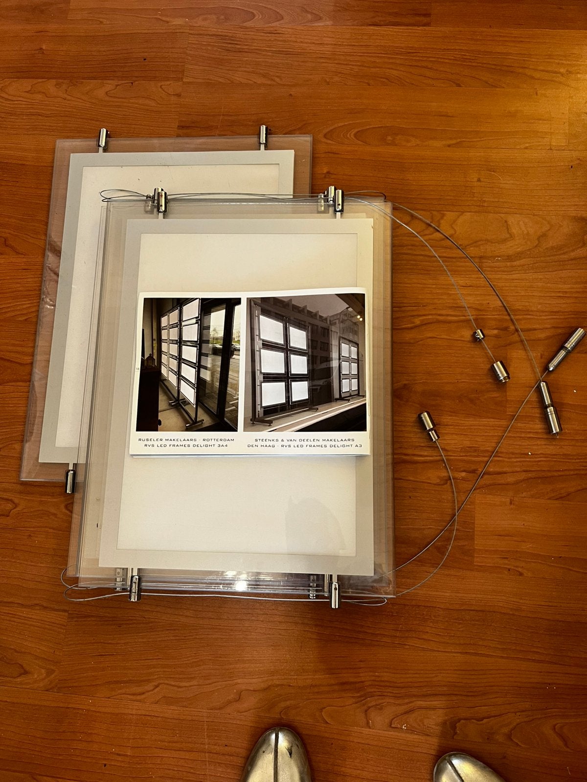 Makelaarsraamdisplays, 9 stuks met ledverlichting, Ophalen of Verzenden, Zo goed als nieuw