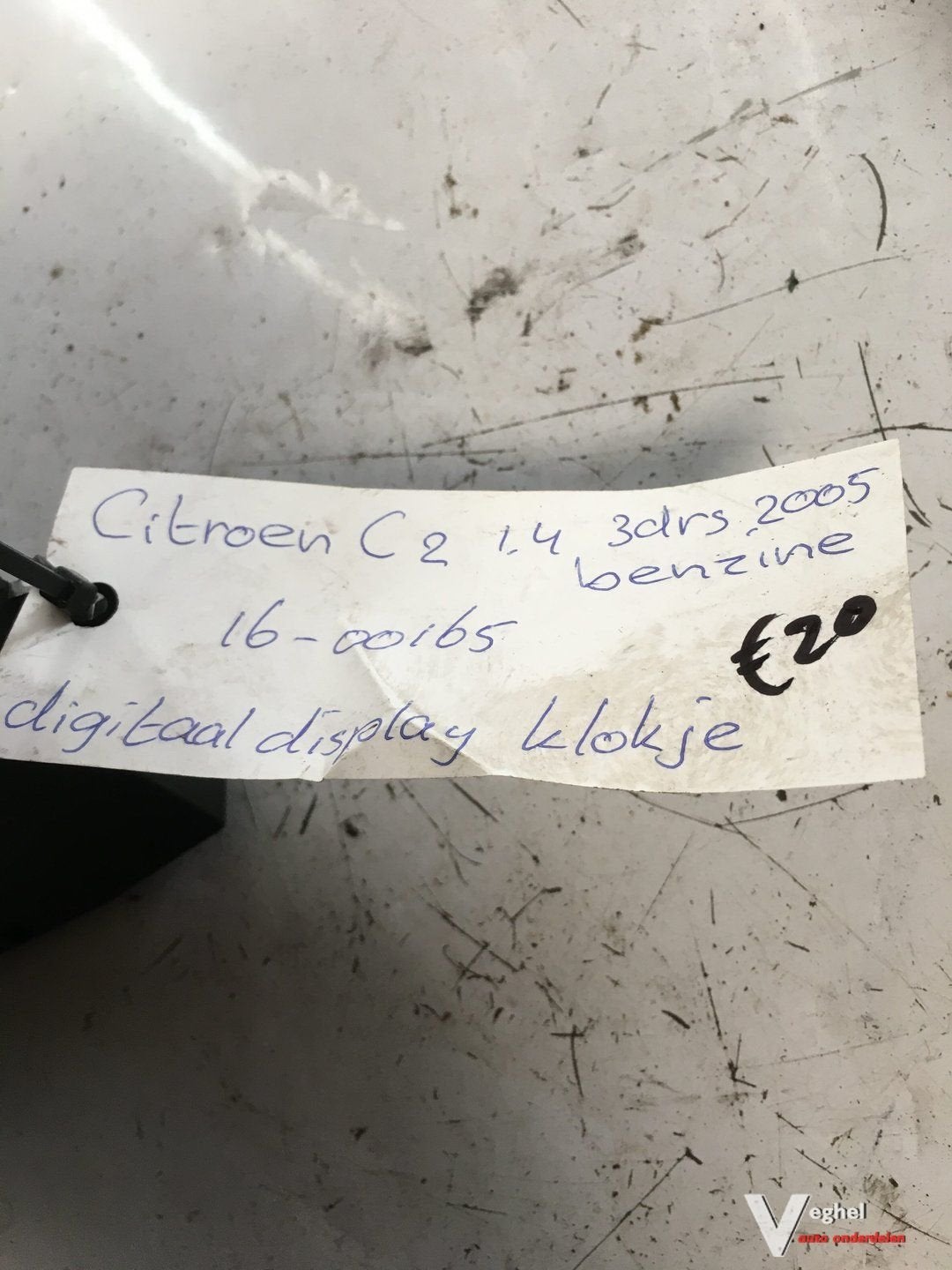 Citroen C2 2005  digitaal  Klokje