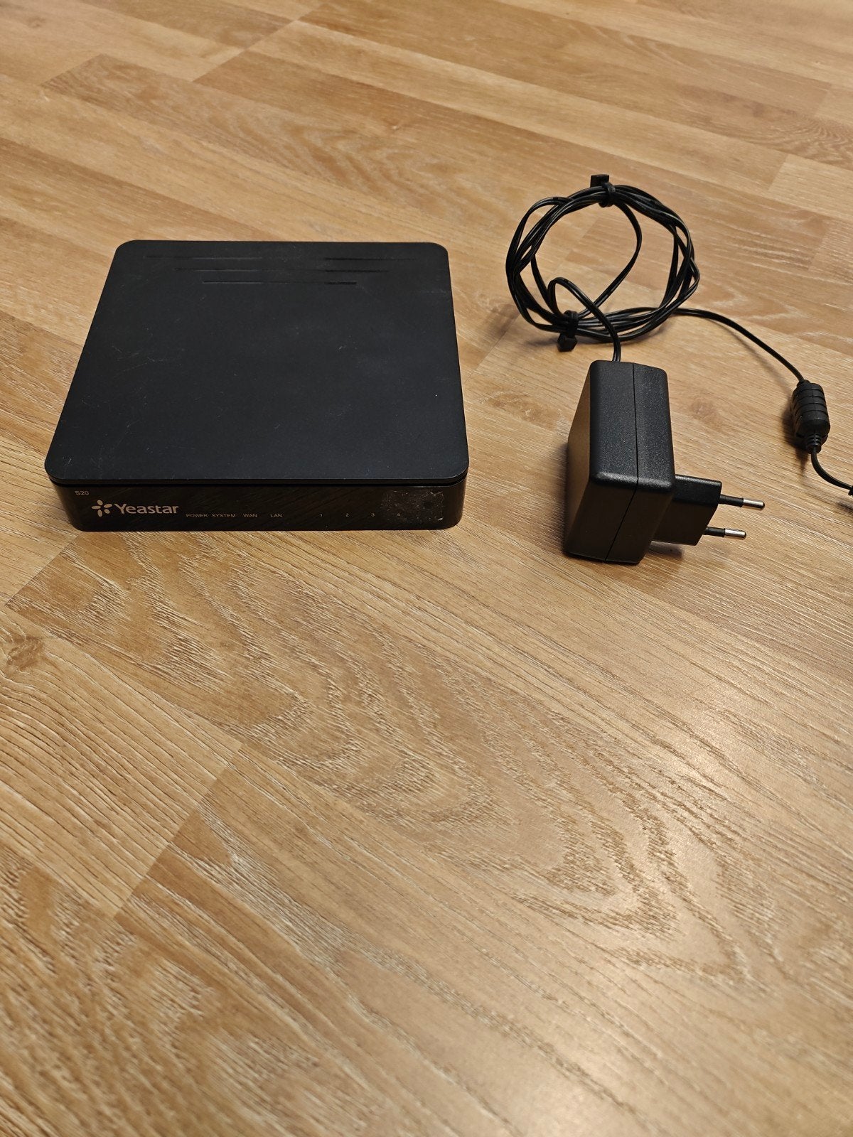 yeastar S20 VoIP PBX, Ophalen of Verzenden, Gebruikt, Overige aansluitingen, Yeastar
