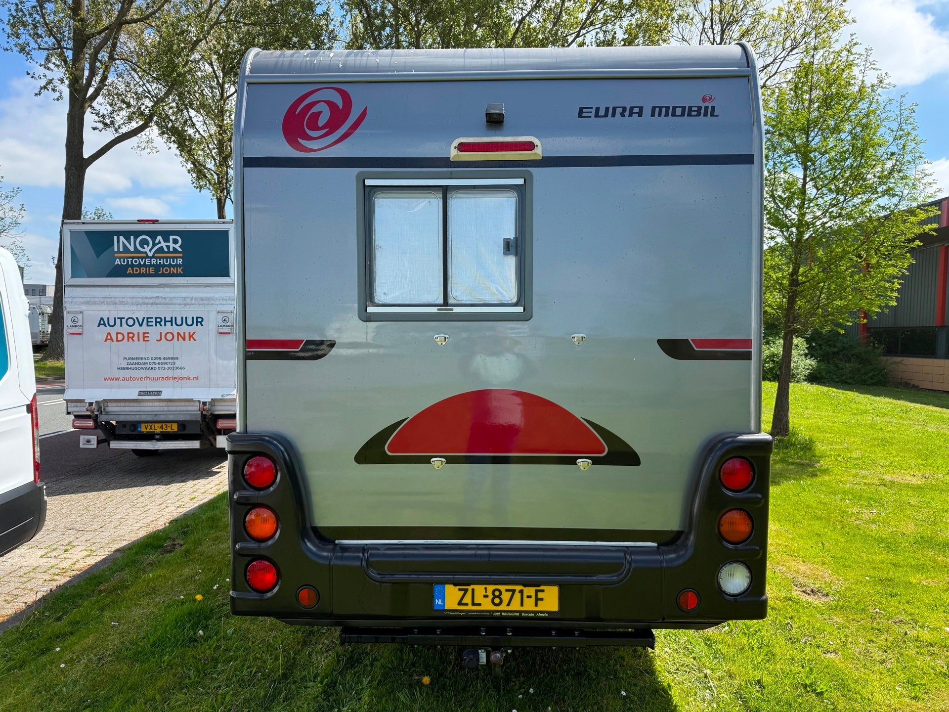 Eura mobil INTEGRA-INTEGRIERTE 690 XLgarage/2x Airco/Vastbed, Integraal, Hordeur, Airbags, Luifel