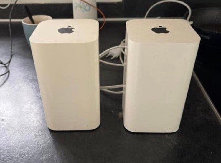 Apple AirPort Extreme A1521 (2x). 50€ per 2, Ophalen of Verzenden, Zo goed als nieuw