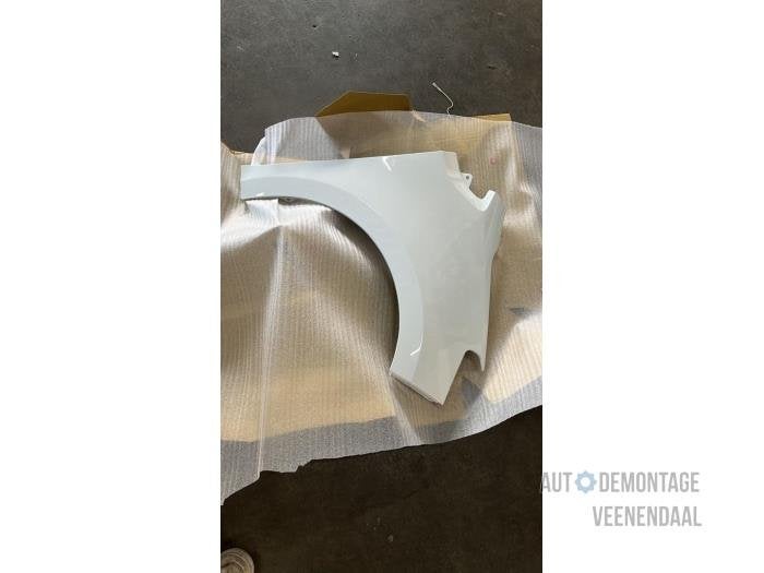 Scherm rechts-voor van een Volkswagen UP (LC9A), -, Volkswagen, -, Nieuw