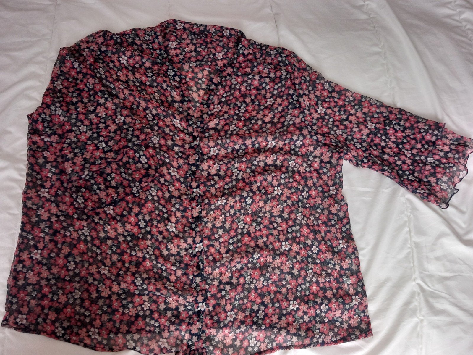 Nieuw! Blauw met roze gebloemde blouse, mt52/54, doorschijn, Kleding | Dames, Grote Maten, Ophalen of Verzenden, Nieuw, Blauw