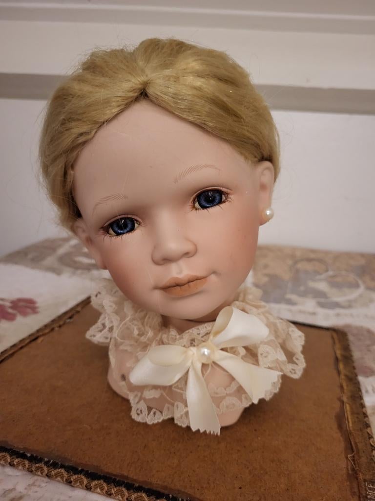 Groot Brocant Poppenhoofd met Blond Haar en Blauwe Ogen, Antiek en Kunst, Ophalen of Verzenden