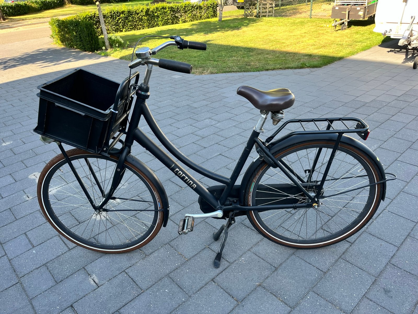 Cortina u4 Damesfiets Zwart - 28 inch, Fietsen en Brommers, Fietsen | Dames | Damesfietsen, 56 cm of meer, Ophalen, Zo goed als nieuw