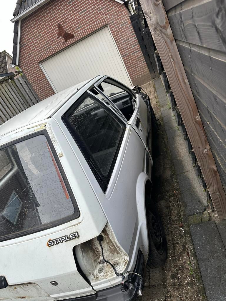 Toyota Starlet P7 onderdelen - Bieden, Gebruikt, Voor, Ophalen of Verzenden, Spatbord