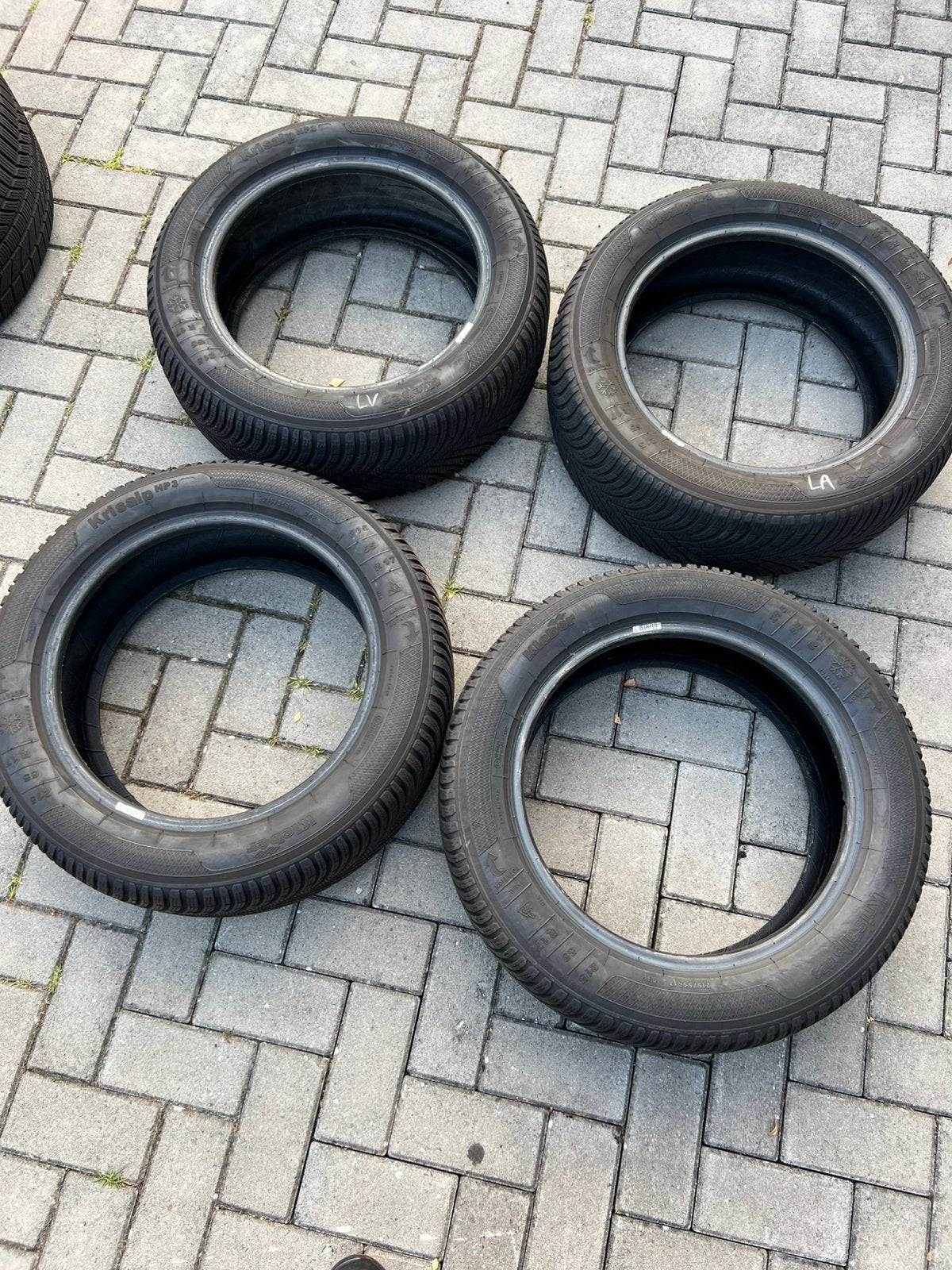 Winterbanden 215/60R17 Kleber 7mm, Ophalen of Verzenden, Zo goed als nieuw