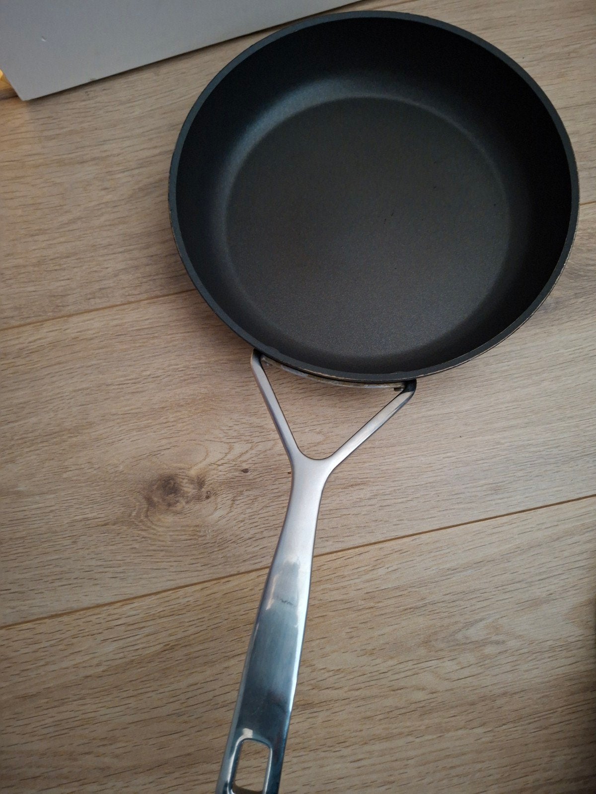 demeyere pan 24 cm RVS pfas vrij koken alle bron, Ophalen of Verzenden, Rvs