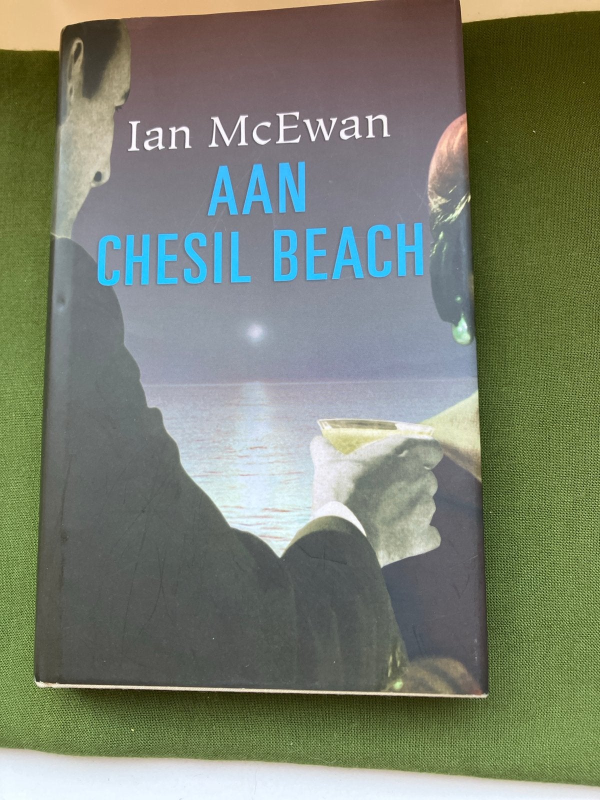 Ian McEwan - Aan Chesil Beach (roman) Hardcover, Ian McEwan, Ophalen of Verzenden, Zo goed als nieuw, Nederland