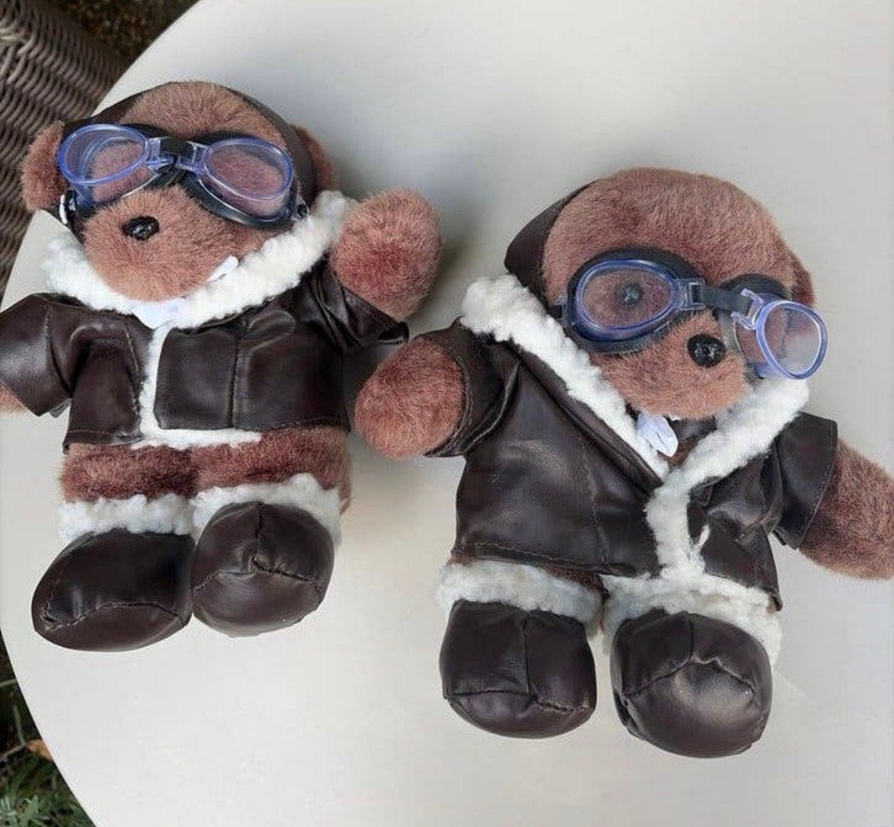 Set van 2 Vintage Piloten Knuffelberen, Gebruikt, Beer, Ophalen of Verzenden, Met kleding of accessoire
