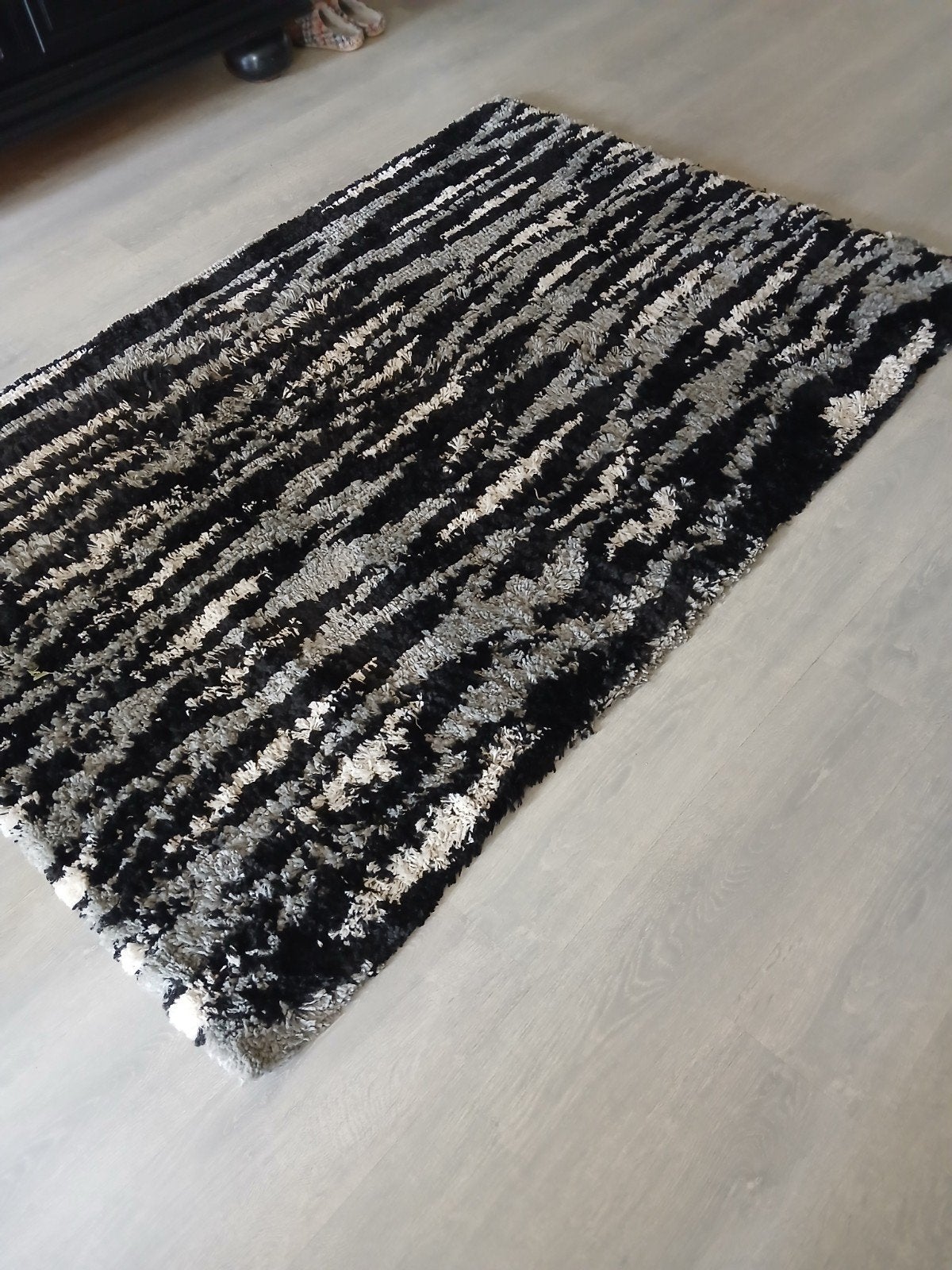 GAAF hoogpolig VLOERKLEED, Ophalen, Zwart, 150 tot 200 cm, 200 cm of meer
