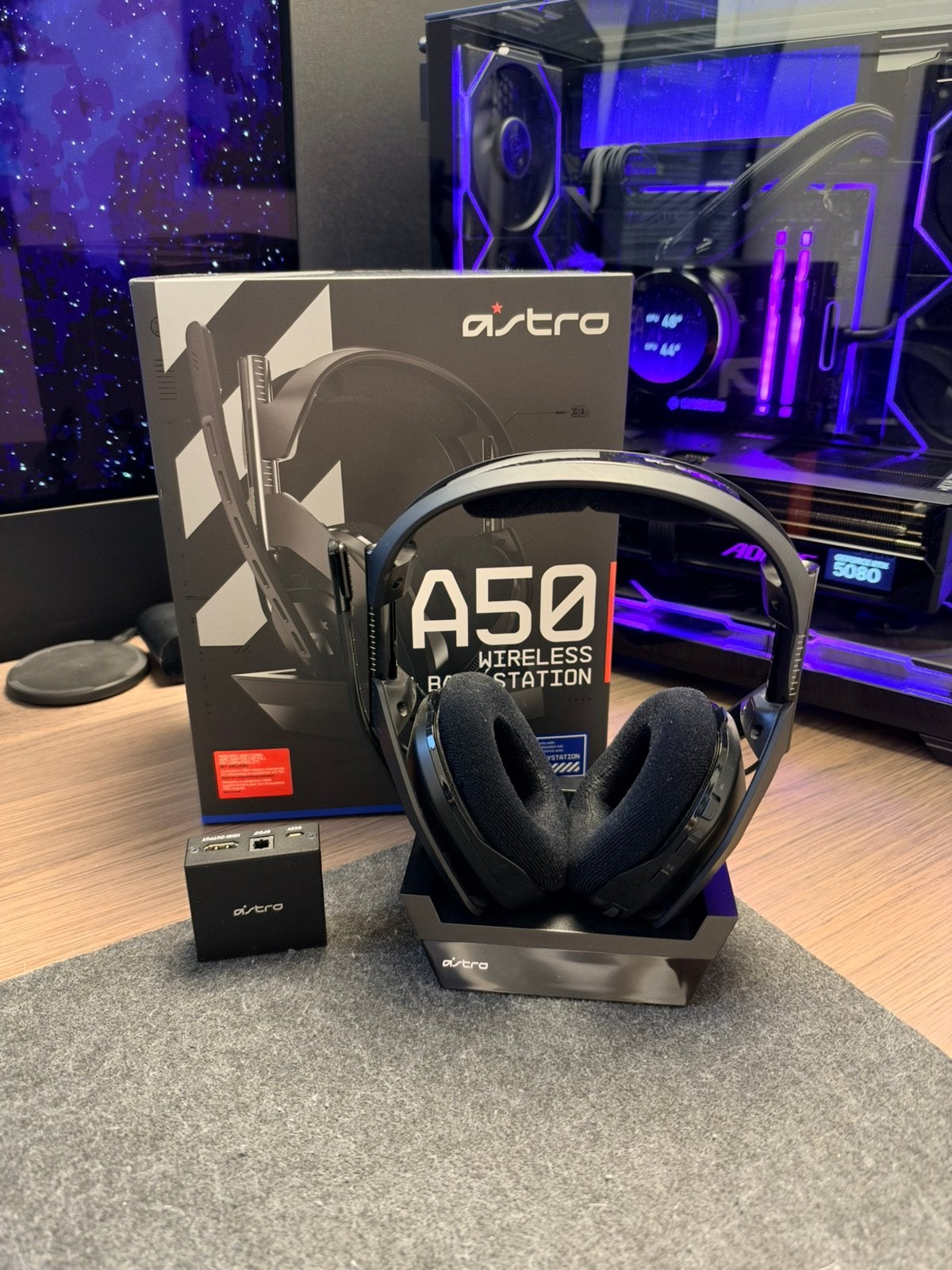 Astro A50 Gen 4 Wireless PS5 / PS4 / PC | Compleet + Adapter, Ophalen of Verzenden, Zo goed als nieuw, Draadloos, Over-ear
