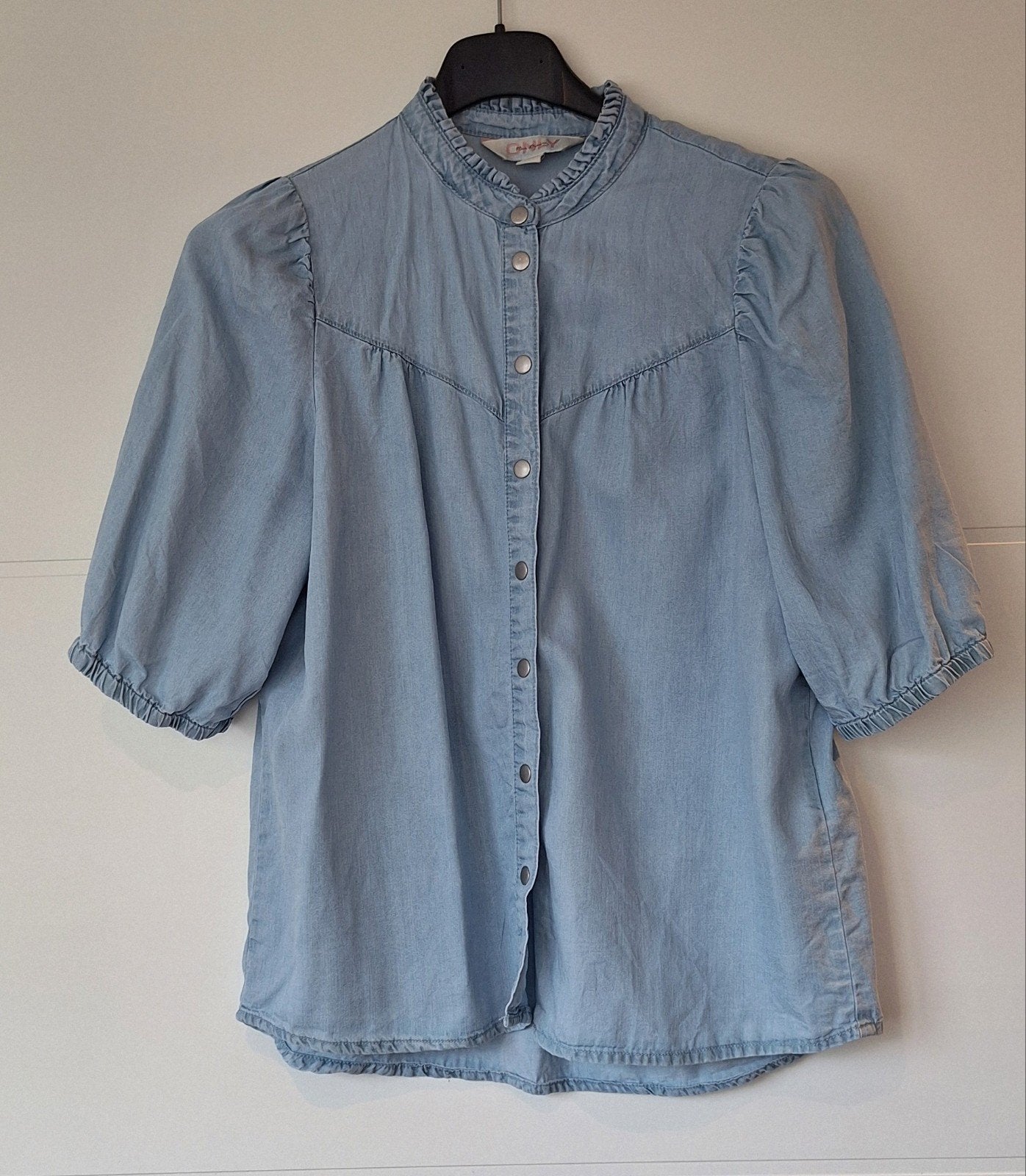 Lichtblauwe denim blouse met pofmouwen maat s, Blauw, Ophalen of Verzenden, Maat 36 (S), Onbekend