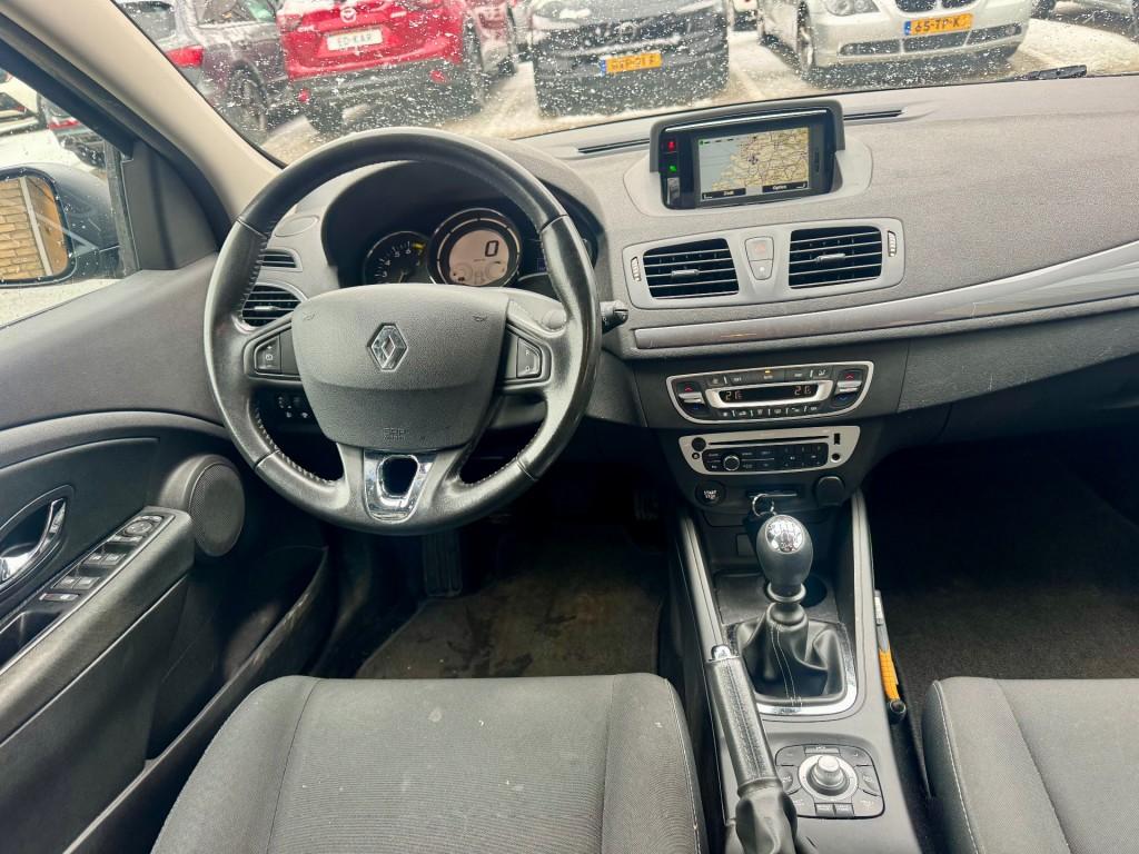 Renault MEGANE 1.2 TCe Limited NAVI CLIMA NETTE AUTO NAP APK, Voorwielaandrijving, Parkeersensor, Gebruikt, Euro 6
