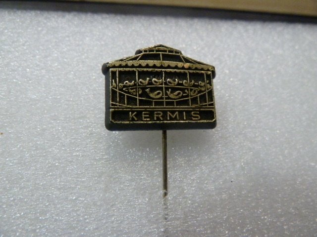 Vintage Kermis Speldje - Attractie Pin, Ophalen of Verzenden, Gebruikt, Overige onderwerpen, Speldje of Pin