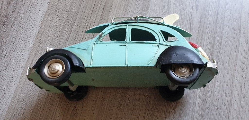 metalen auto metaal 2 cv 2cv eend blauw surfplank en koffer, Huis en Inrichting, Ophalen of Verzenden, Nieuw, Blauw, Metaal