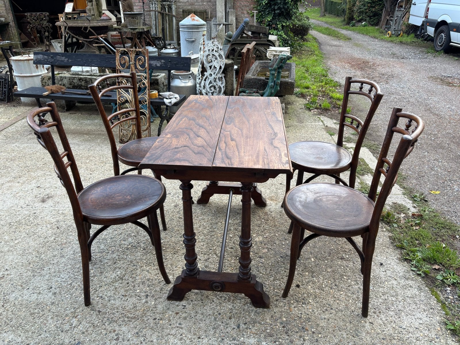 Antieke Thonet Bistro Set: Tafel & 4 Stoelen, Ophalen