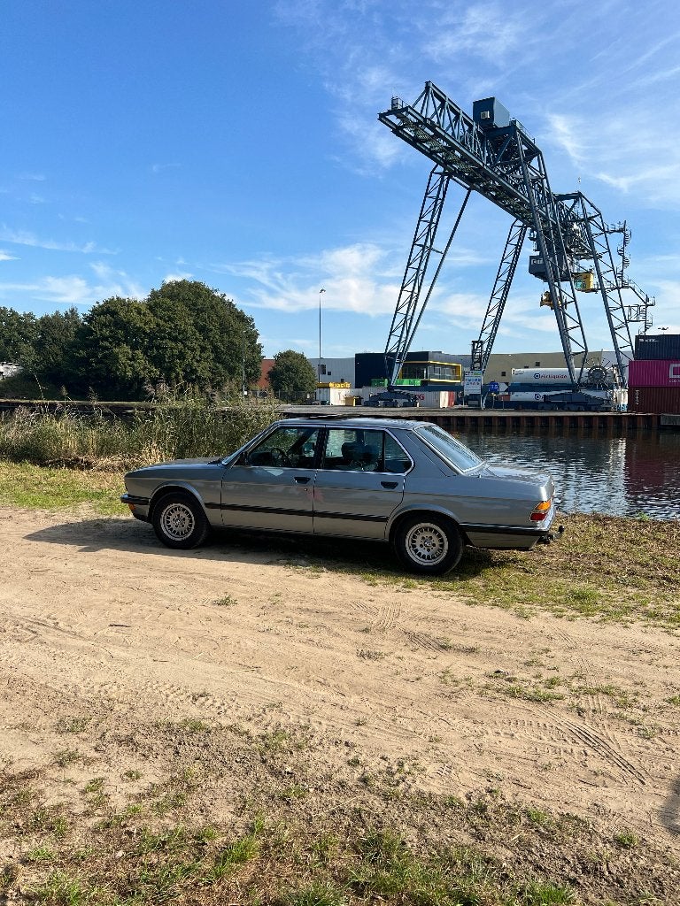 Wegenbelastingvrije BMW 525i E28 Automaat op LPG – 130.000km, foto 7