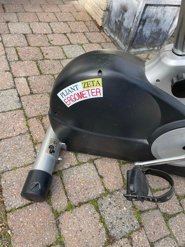 Hometrainer Pliant Zeta Ergometer - Ideaal voor thuistrainin, Ophalen, Gebruikt, Metaal, Benen