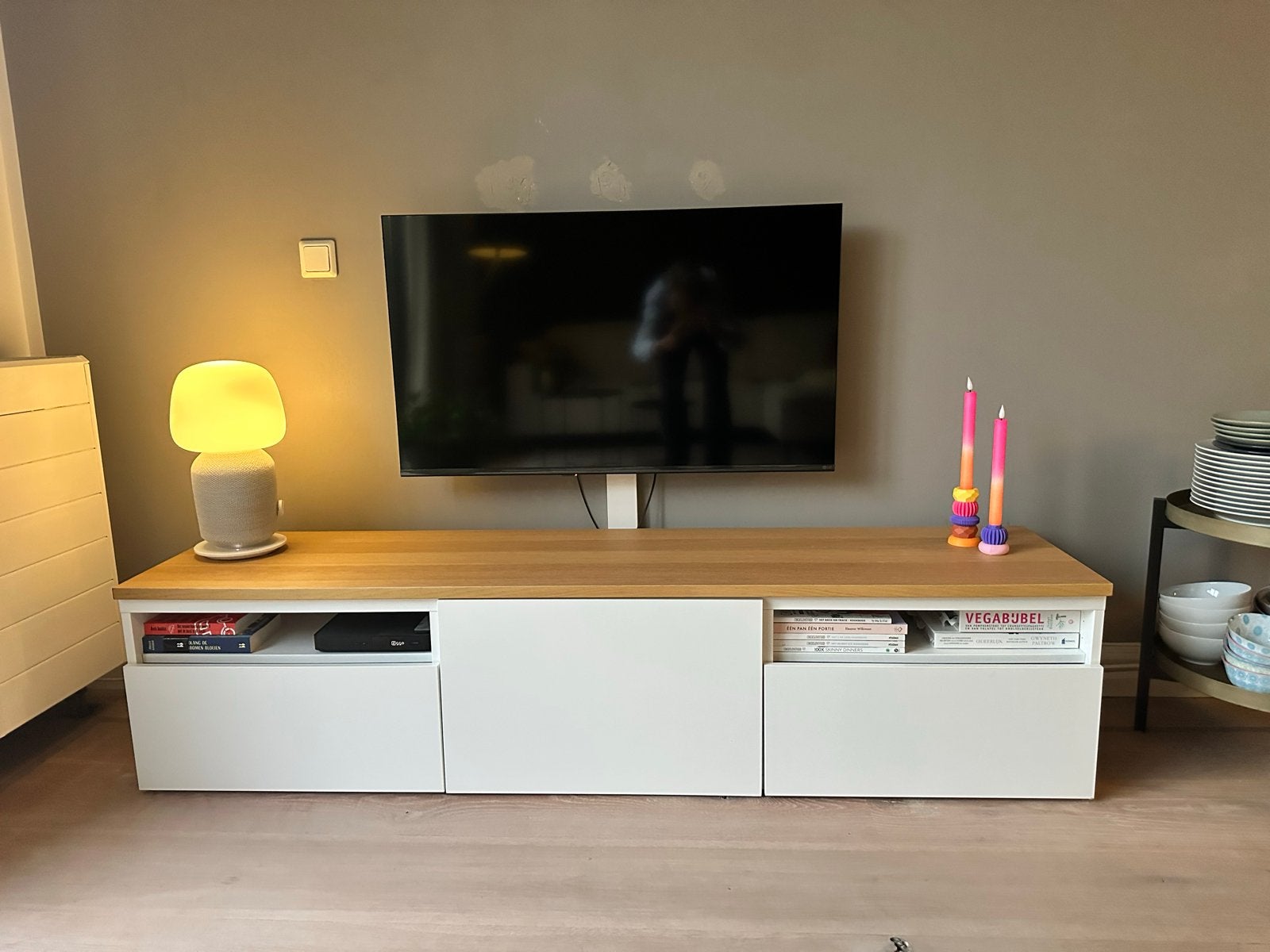 Modern TV meubel met opbergruimte - 160x42x42 cm, Ophalen, Gebruikt, 150 tot 200 cm, Minder dan 100 cm