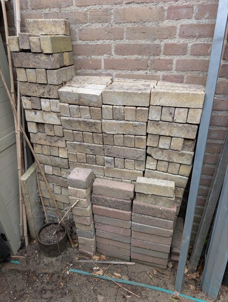 Gratis gebruikte klinkers voor tuin of bestrating, Tuin en Terras, Ophalen, Gebruikt, Klinkers, Minder dan 5 m²
