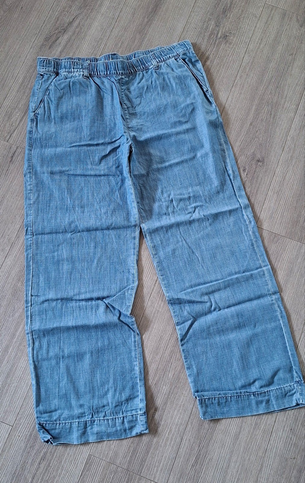 dunne blauwe broek maat 42, Kleding | Dames, Ophalen of Verzenden, Gedragen, Blauw, W33 - W36 (confectie 42/44)