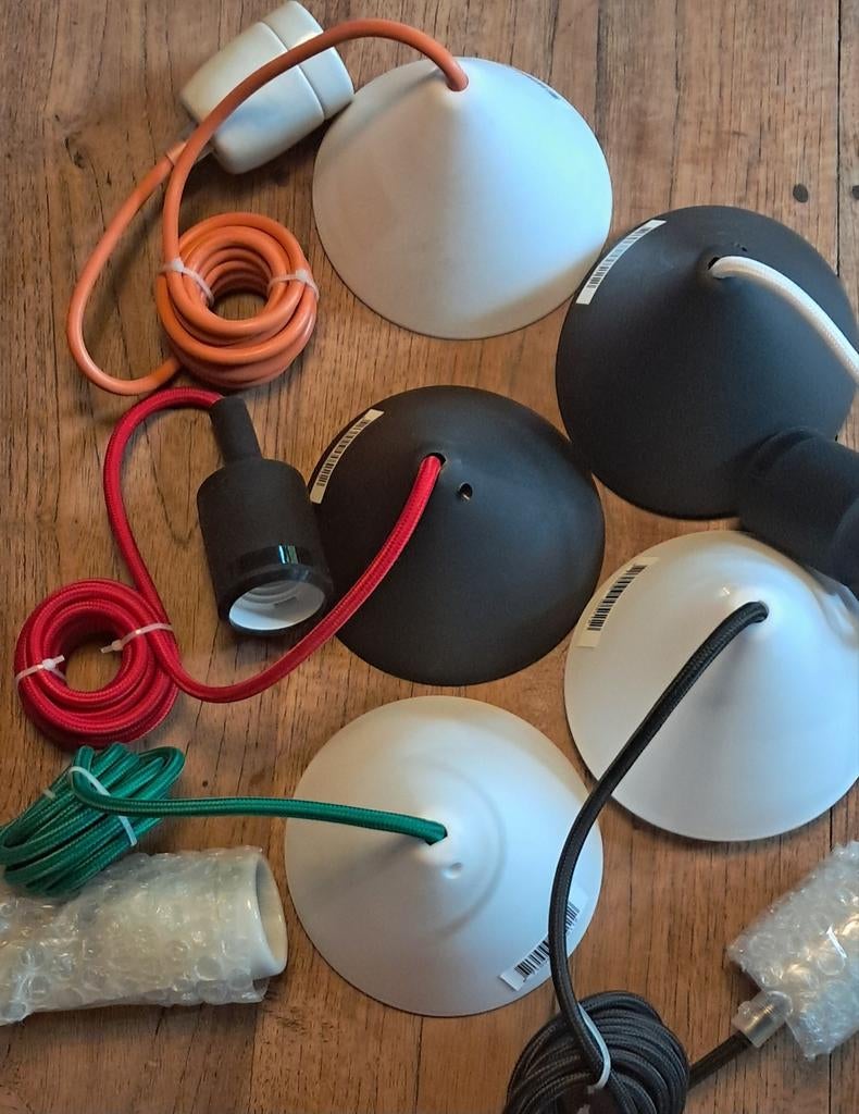 Afzonderlijk verkrijgbaar of in zoveel stuks en kleuren als, Huis en Inrichting, Lampen | Hanglampen, Stof, Modern, Industrieel, DIY