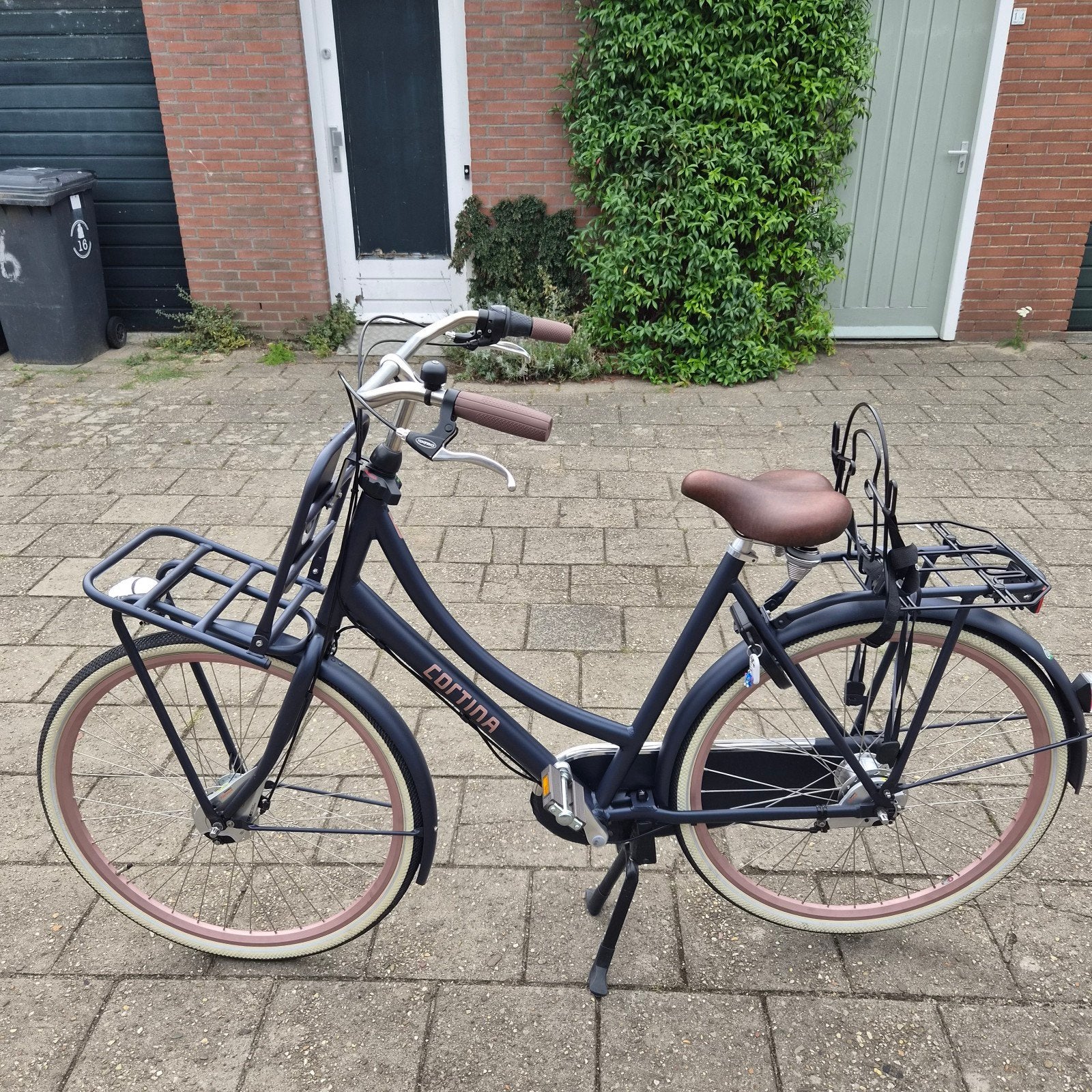 Cortina U4 ND7 Damesfiets Millionaire blue matt Nieuwstaat, Fietsen en Brommers, Fietsen | Dames | Damesfietsen, Versnellingen