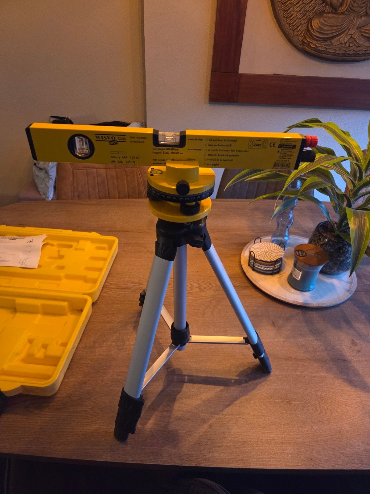 WINSQ Tools Profi Laser Waterpas met Statief en Koffer, Ophalen of Verzenden, Zo goed als nieuw, Overige meters