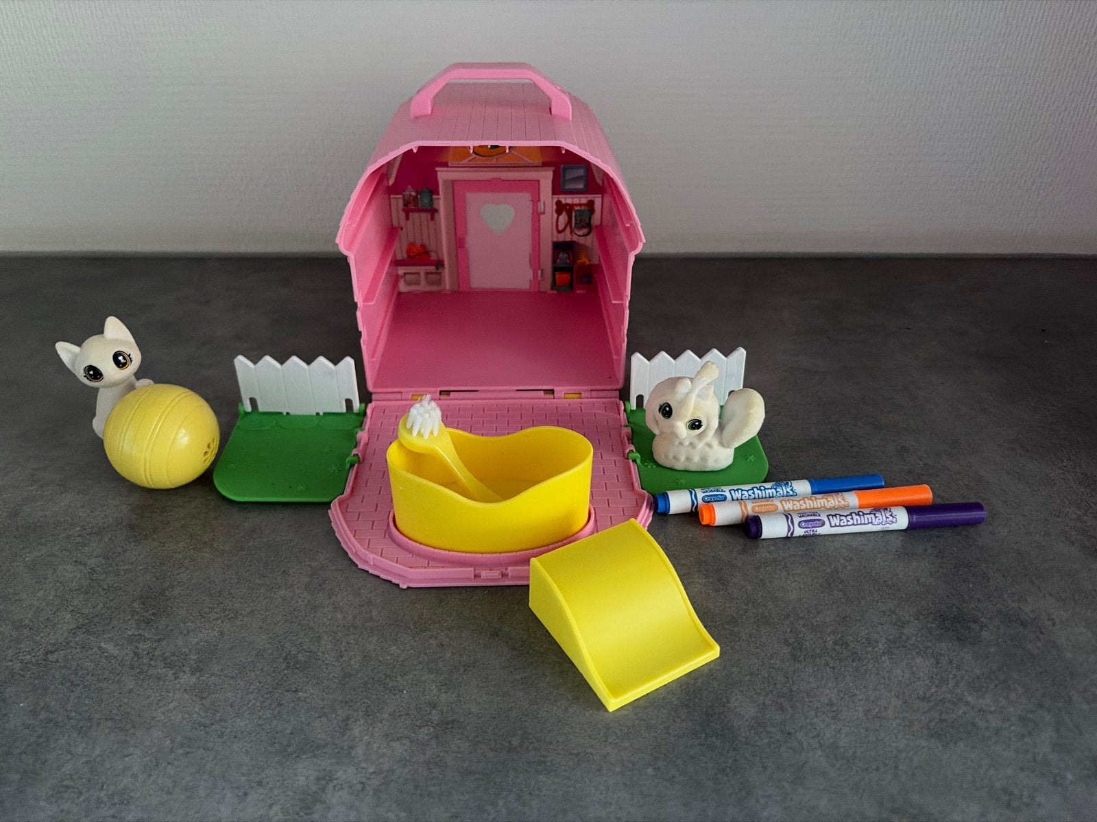Crayola Washimals Huisje met Dieren en Stiften, Ophalen, Gebruikt, Jongen of Meisje