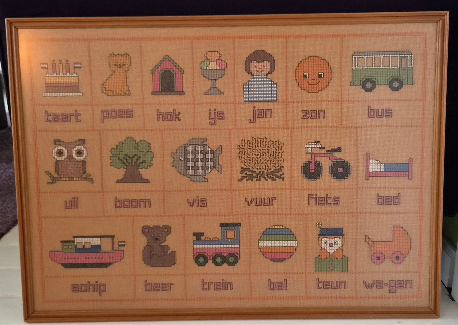 Vintage Retro Leesplank ingelijst.

Prachtige unieke vintage, Ophalen, Overige merken, Bruin, Zo goed als nieuw