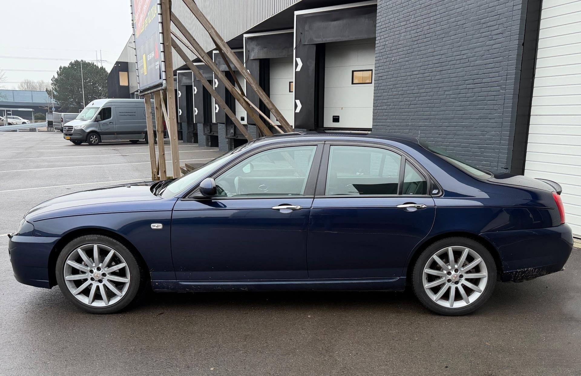 MG ZT 2.0 CDTi 135 CRUISE/CLIMA/UNIEK!/SPORT/LEDER, Auto's, MG, Voorwielaandrijving, Zwart, 4 cilinders, Blauw