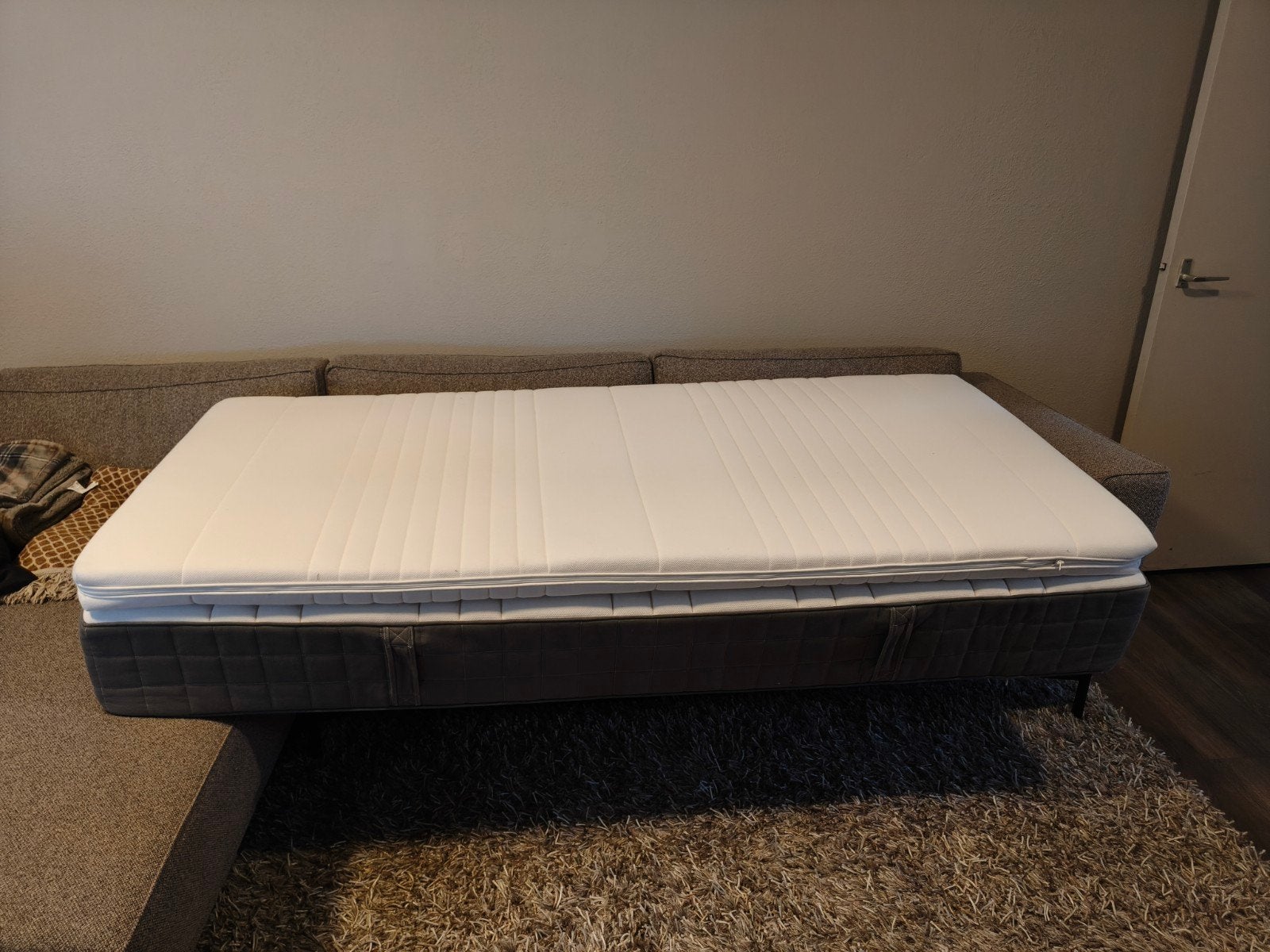 IKEA HÖVAG 90x200 pocketveer+ TUSSÖY memoryfoam topmatras, Ophalen, Zo goed als nieuw, Eenpersoons, 90 cm