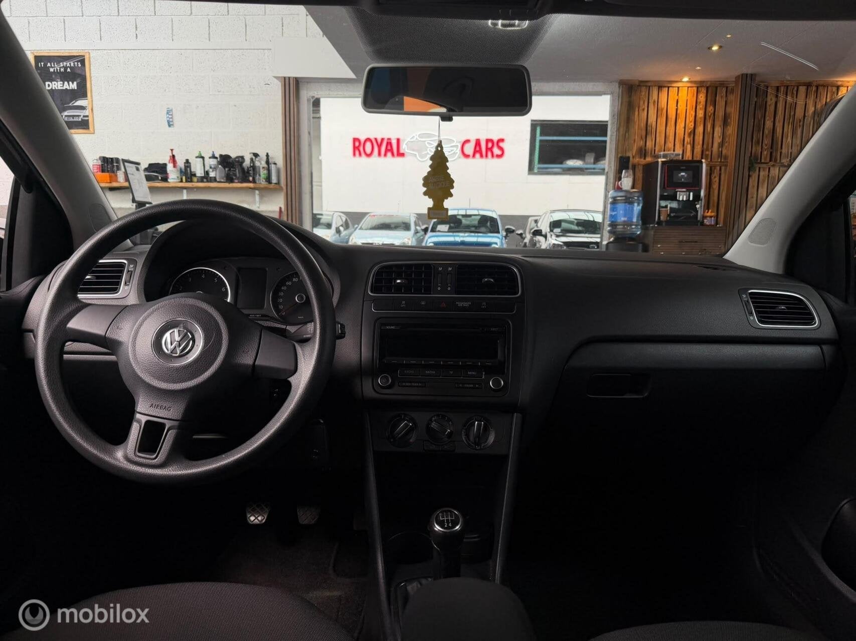 Volkswagen Polo 1.2 TSI BlueMotion Trendline/ Cruise C/ Nap, Voorwielaandrijving, Euro 5, 4 cilinders, Zwart