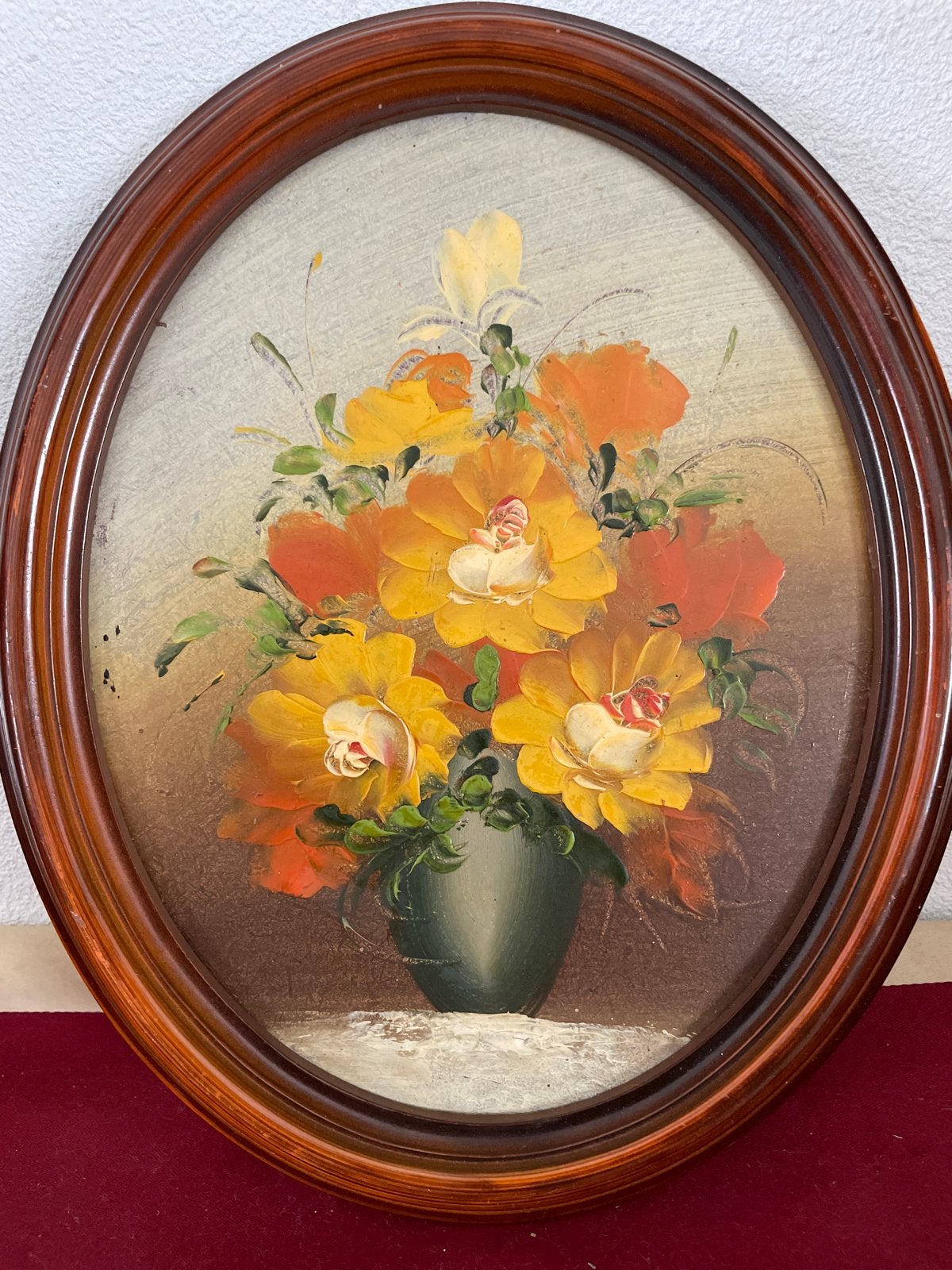Ovaal schilderij met bloemen in houten lijst, 30 cm diagonaa, Ophalen of Verzenden