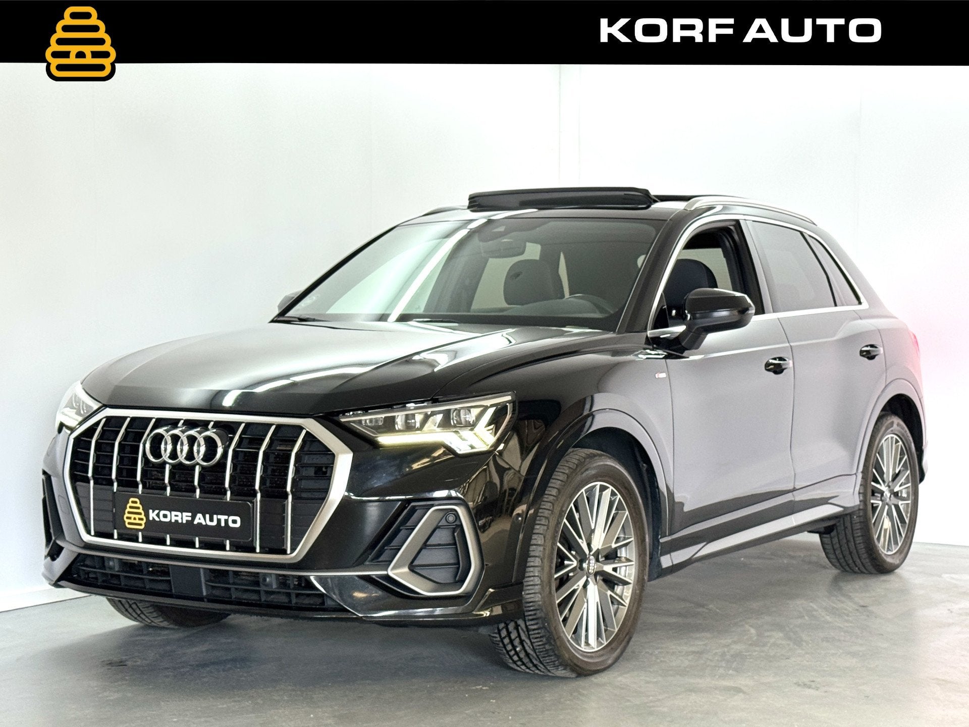 Audi Q3 45 TFSI quattro S Line 2x | Pano | B&O | Camera | Ma, Auto's, Audi, Gebruikt, Alcantara, Zwart, 14 km/l