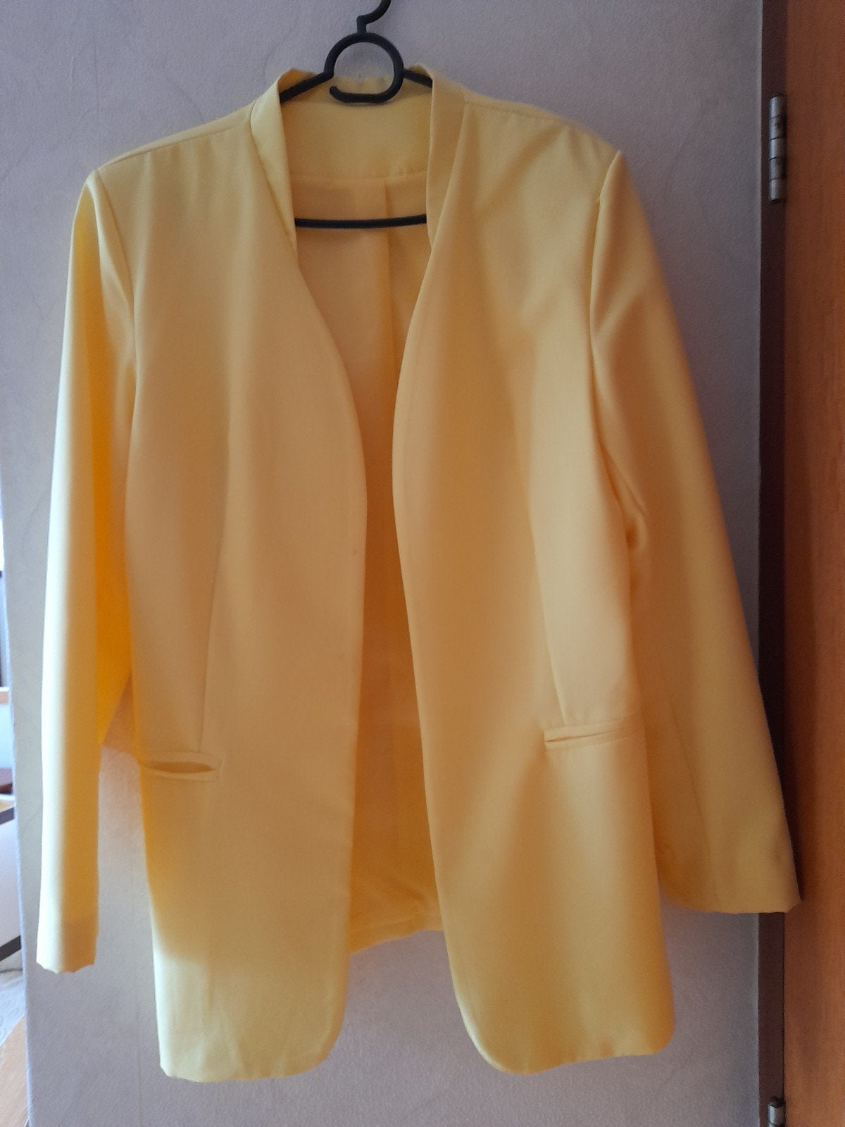 Damesjasje als nieuw, Ophalen of Verzenden, Zo goed als nieuw, Maat 42/44 (L), Geel