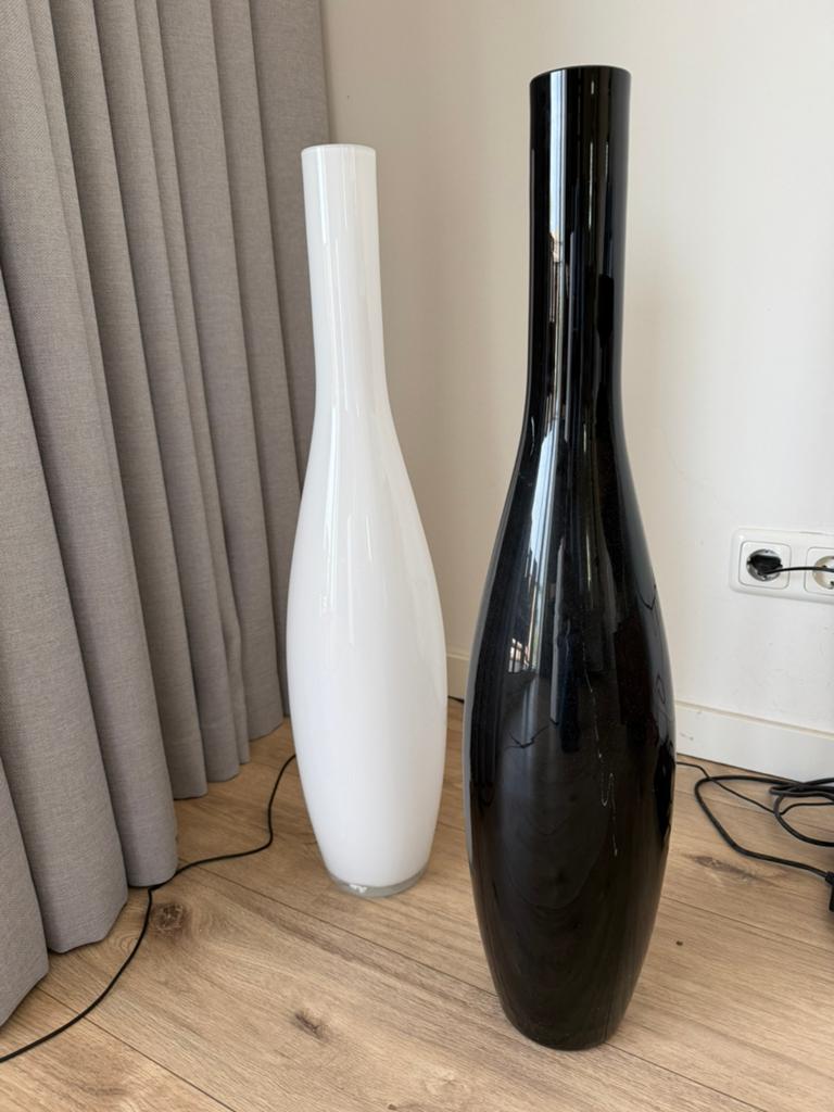 Design vazen zwart & wit – 70 cm hoog, Ophalen, Overige kleuren, Aardewerk of Porselein, 50 tot 75 cm