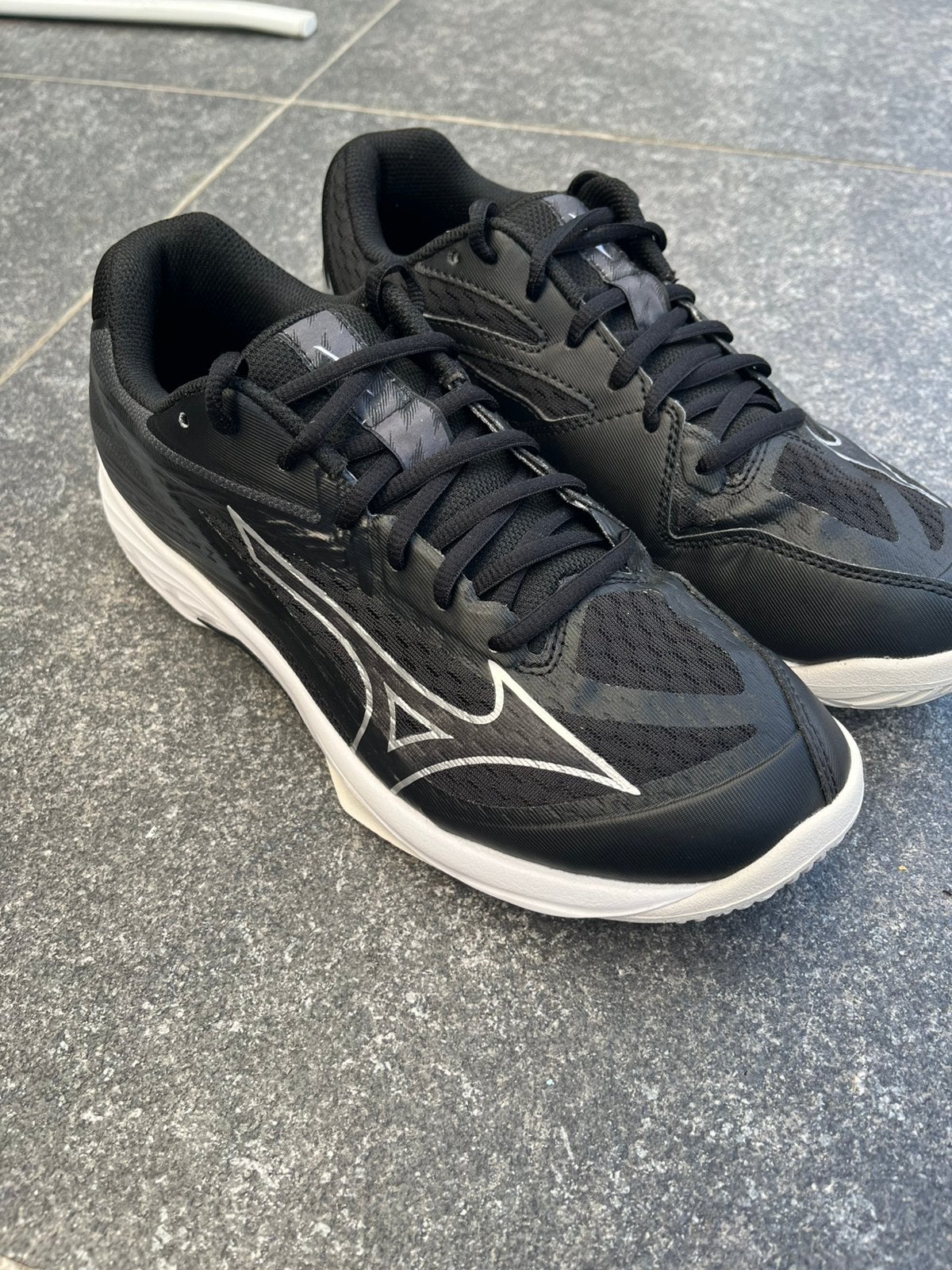 Mizuno Thunder Blade Z indoorschoenen, Ophalen of Verzenden, Nieuw, Hardloopschoenen, Overige merken