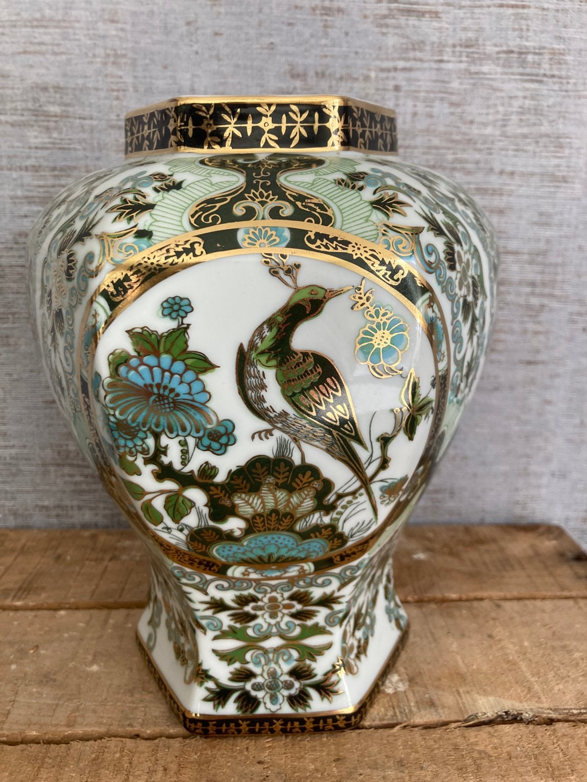 Vaas Gold Imari "Saji", made in Japan, in nieuwstaat, Ophalen of Verzenden