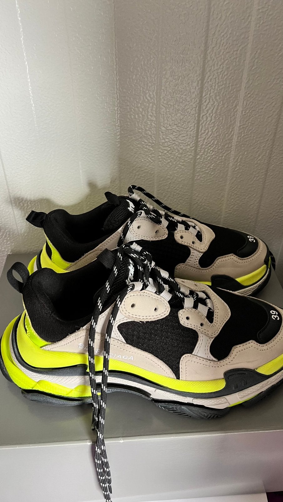 Balenciaga Triple S sneaker maat 39, Kleding | Dames, Schoenen, Ophalen of Verzenden, Zo goed als nieuw, Zwart, Sneakers of Gympen