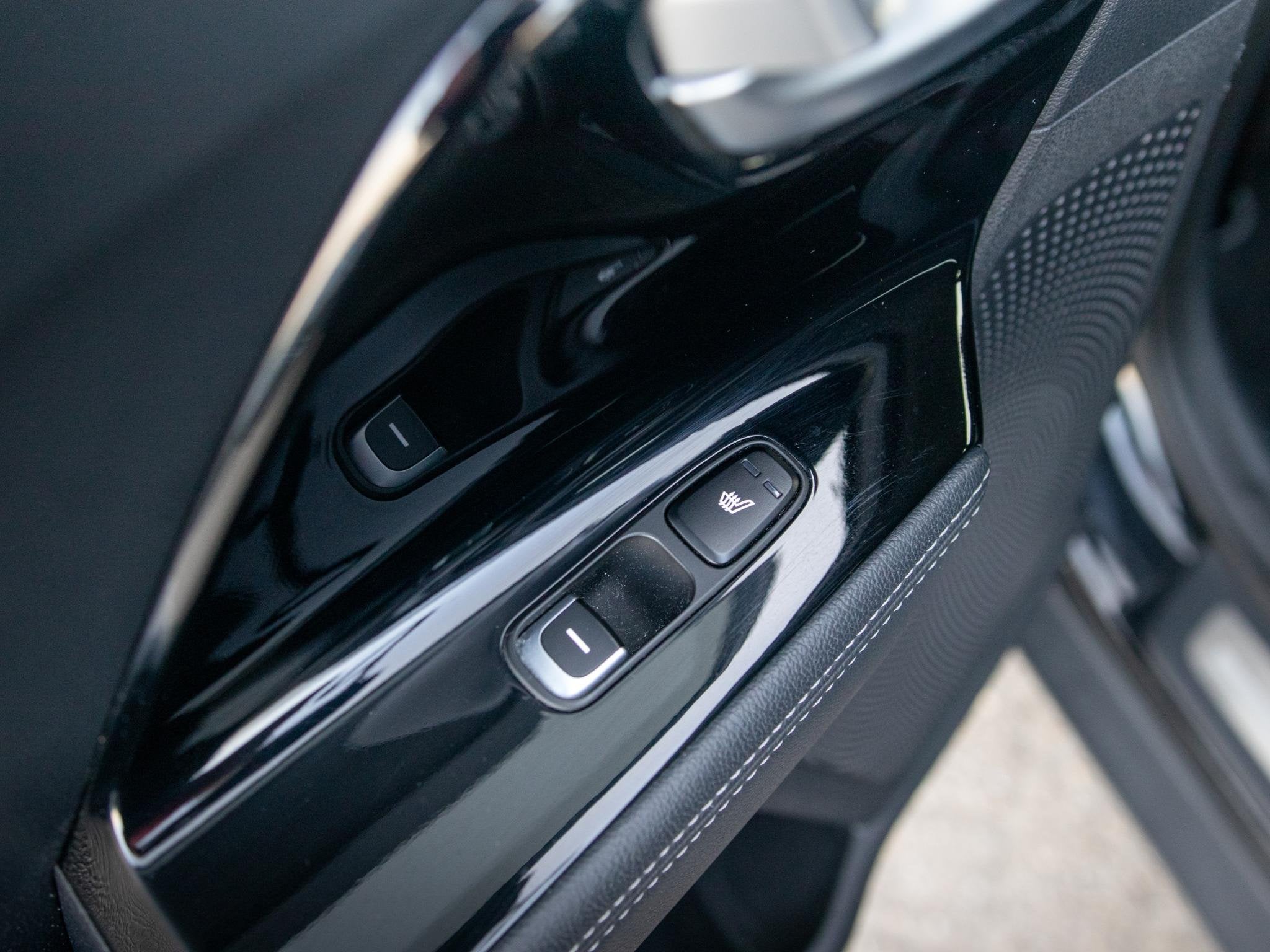 Foto 25 van Kia Niro 1.6 GDi Hybrid ExecutiveLine l lederen bekleding l