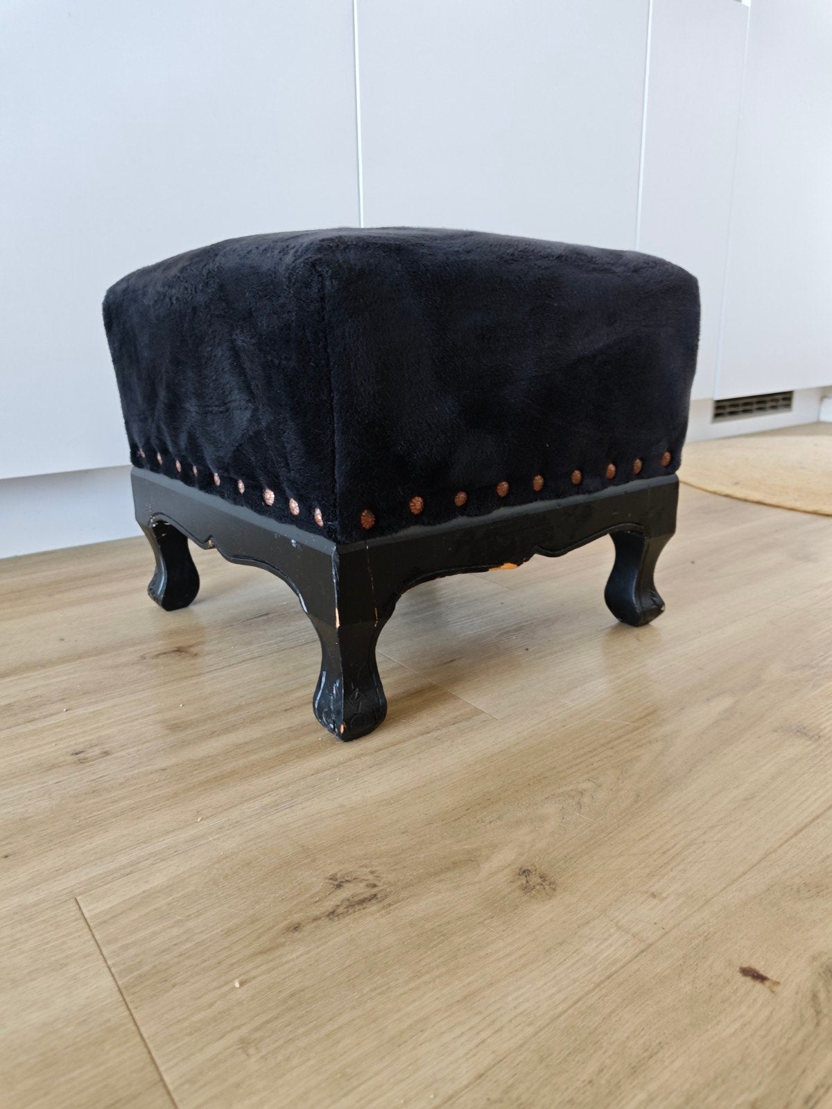 Barokke Velours Zwarte Poef, Ophalen, Gebruikt, Rond, Minder dan 50 cm