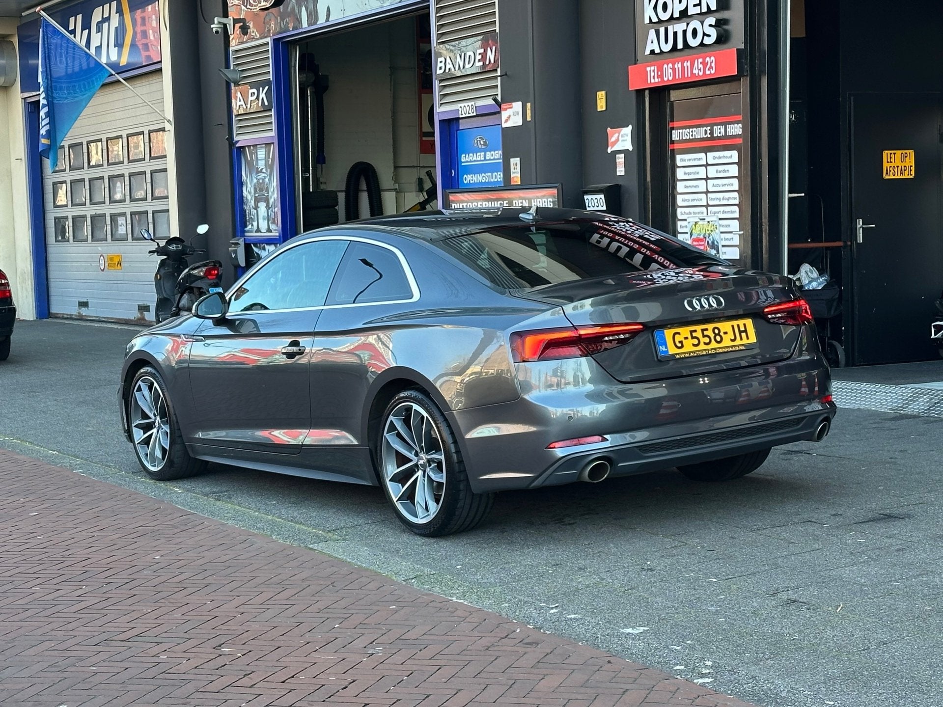 Audi A5 Coupé 40 TFSI Design Pro Line Plus Navi Camera Carp, Auto's, Stof, Gebruikt, Euro 6, 1984 cc