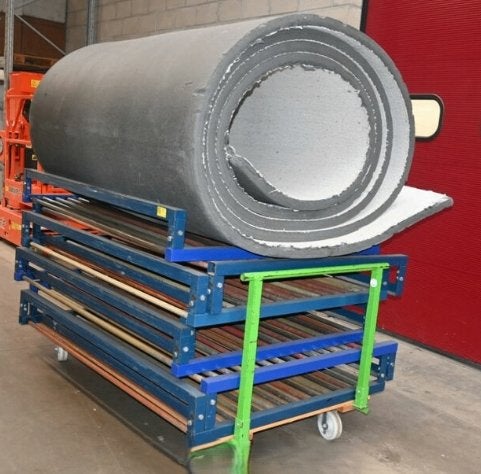 Tumbling turnmat met 10 ondersteunende frames, 12 meter, Maat 36 t/m 42, Ophalen, Gebruikt, Materiaal