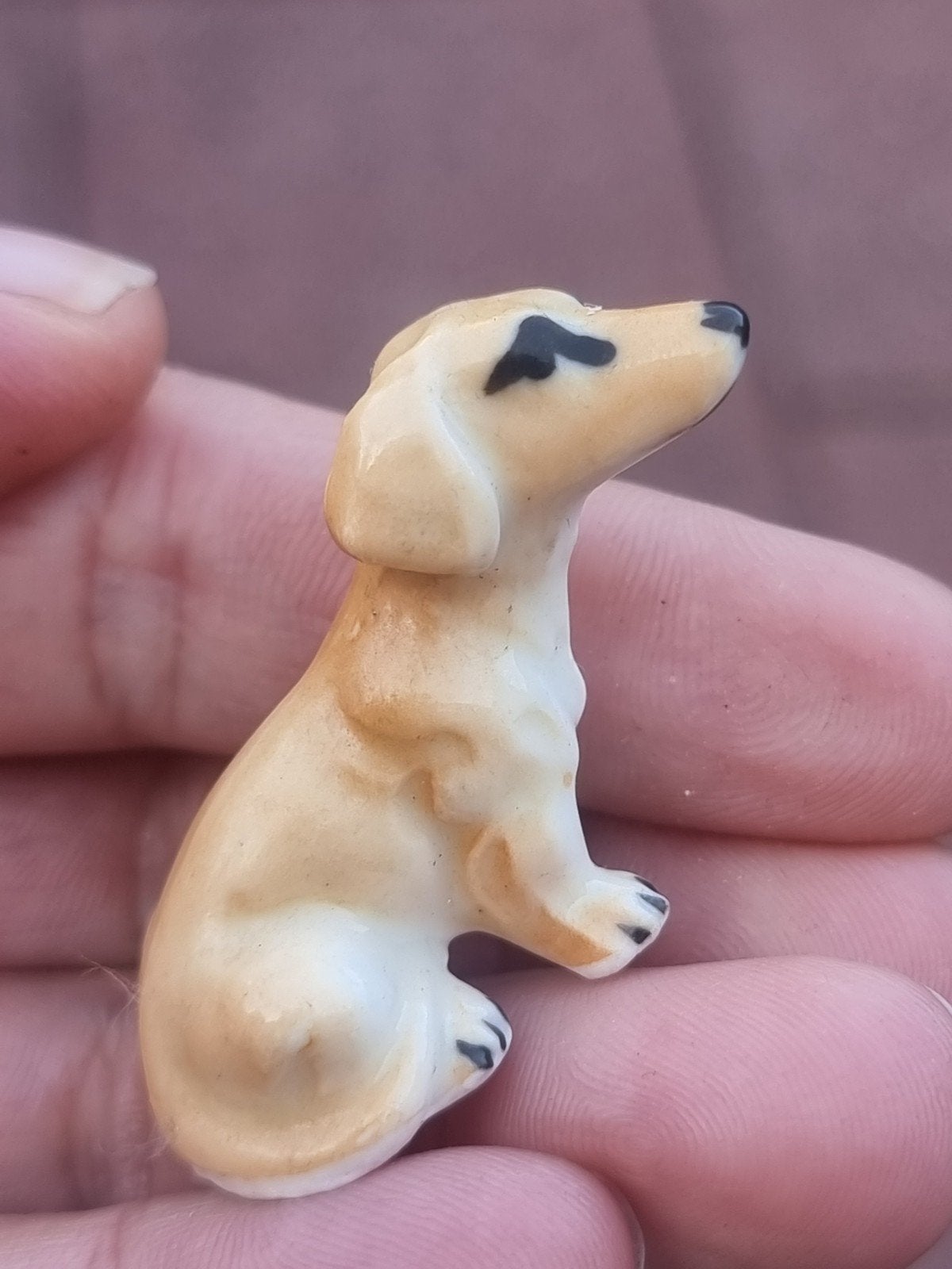 Vintage 1980 kleine porselein hondje, Ophalen of Verzenden, Zo goed als nieuw, Hond of Kat, Beeldje of Figuurtje