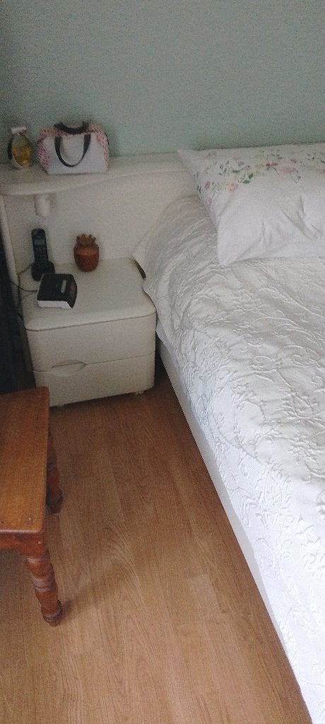 2 persoons wit bed met ombouw en verlichting, Huis en Inrichting, Slaapkamer | Bedden, Ophalen, Gebruikt, Wit, Tweepersoons