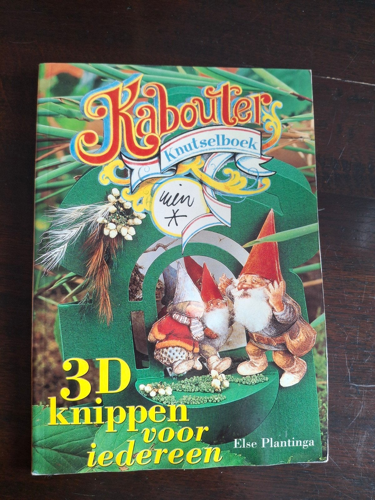 Kabouter Knutselboek: 3D Knippen voor Iedereen, Ophalen