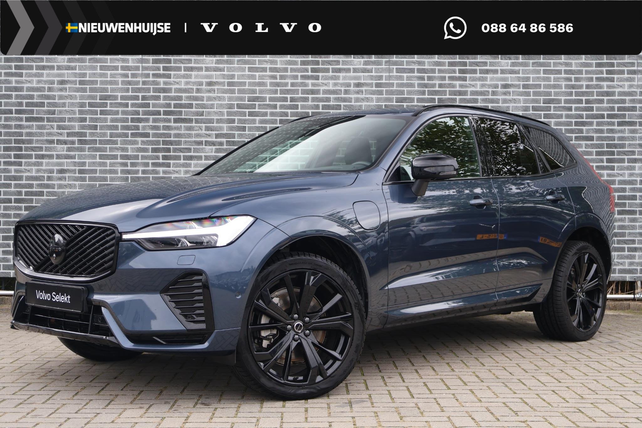 Volvo XC60 2.0 T6 Plug-in Hybrid AWD Ultra Black Edition | P, Gebruikt, Euro 6, 4 cilinders, Blauw
